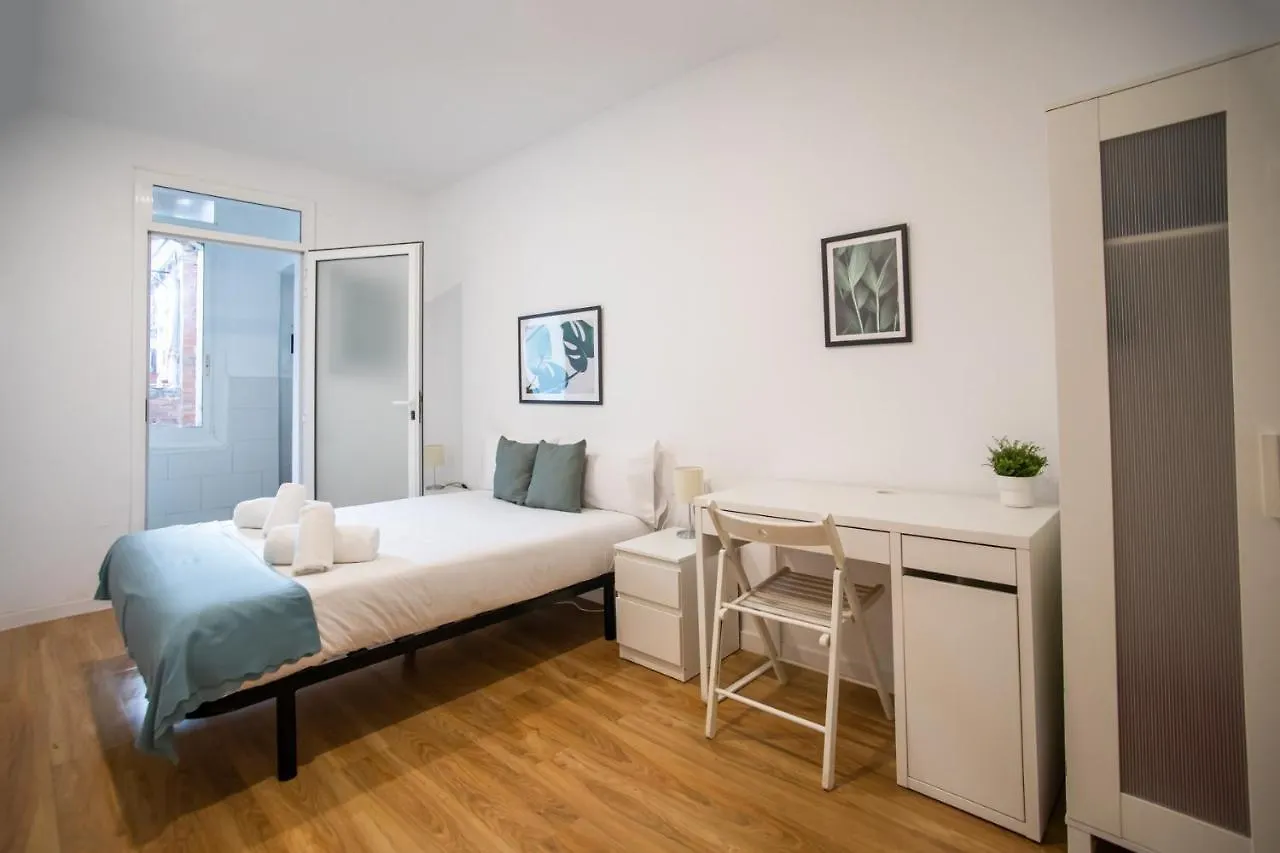 2Sic1033 - Bright Flat Near Sagrada Familia Daire Barselona İspanya